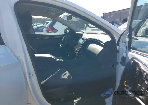 2022 Hyundai Tucson Sel z USA, uszkodzony, nr VIN 5NMJBCAE9NH011337